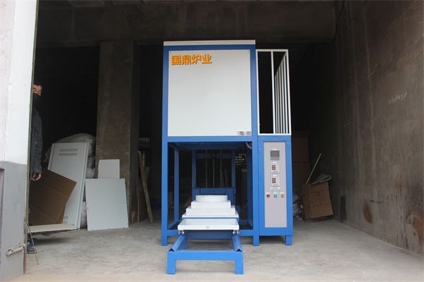 高溫熔塊爐的電熱元件采用什么材料制成