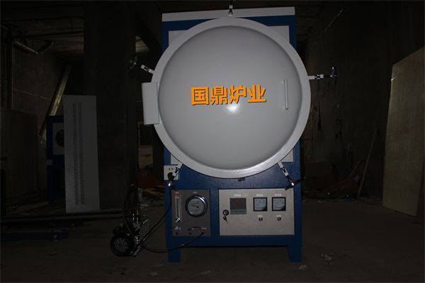 真空氣氛爐操作不當會引發哪些后果？